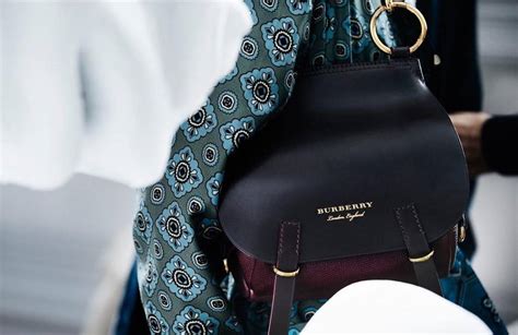 burberry see now buy now show|Burberry Finds Success in “See Now, Buy Now” .